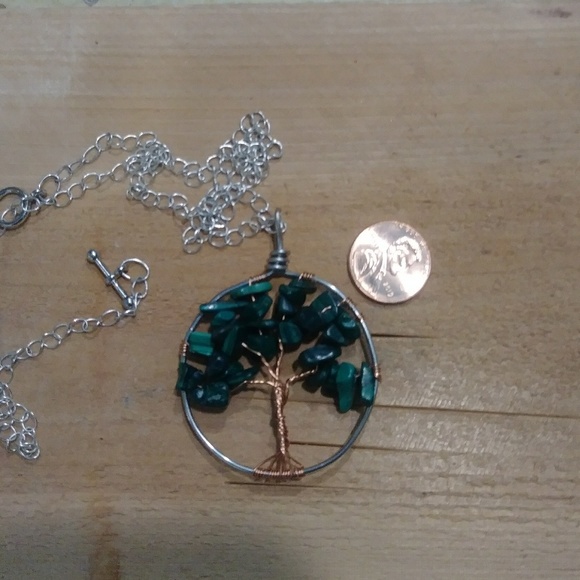 🦄Tree of Life with Malachite Chip Leaves - Picture 2 of 3